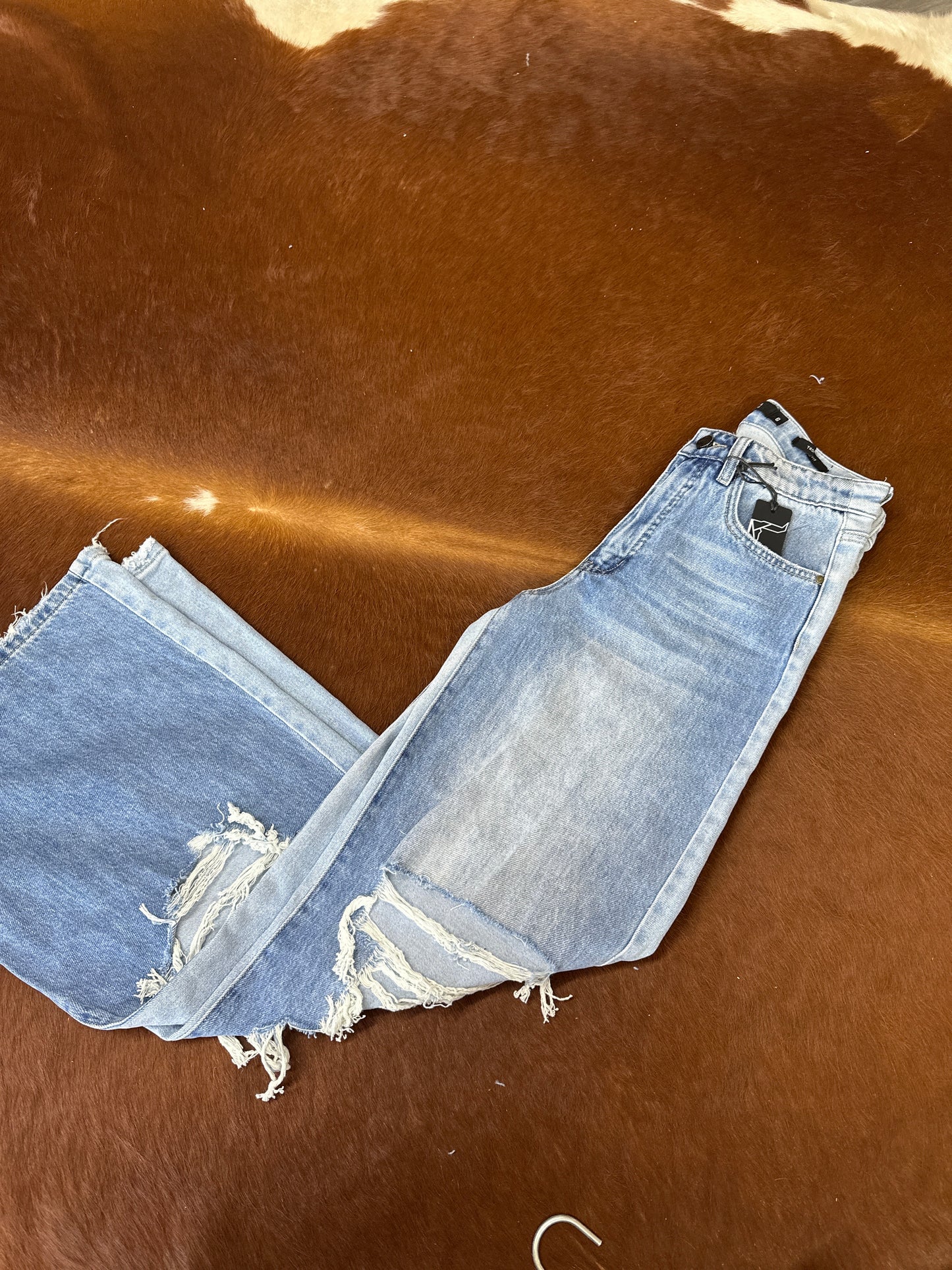 Trouser fit jeans
