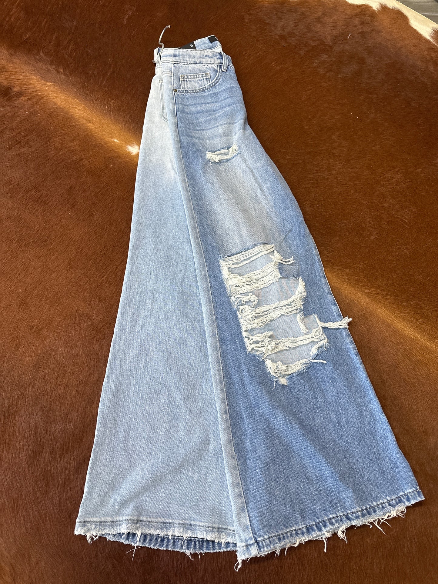 Trouser fit jeans